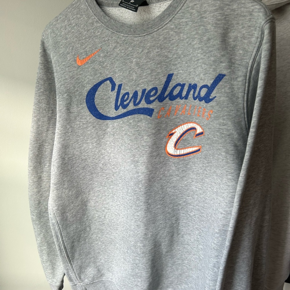 Men’s Nike Cleveland Cavaliers Crewneck Sweatshirt